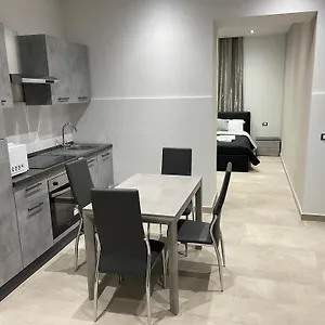https://le-suite-del-corso-italia.catania-hotels.net