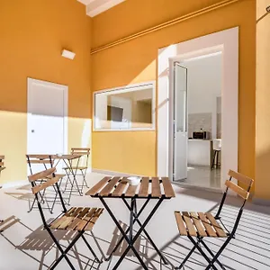 https://palazzobellini.catania-hotels.net